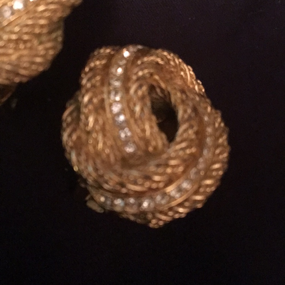 Vintage 80s Christian Dior Clip Earrings - Picture 3 of 3